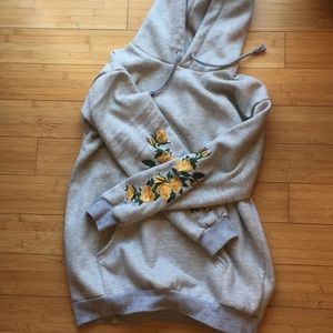 Soaestheticshop roses hoodie
